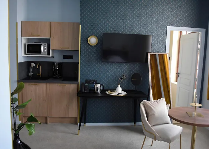 Domitys - Les Trefles Apartahotel Châtellerault